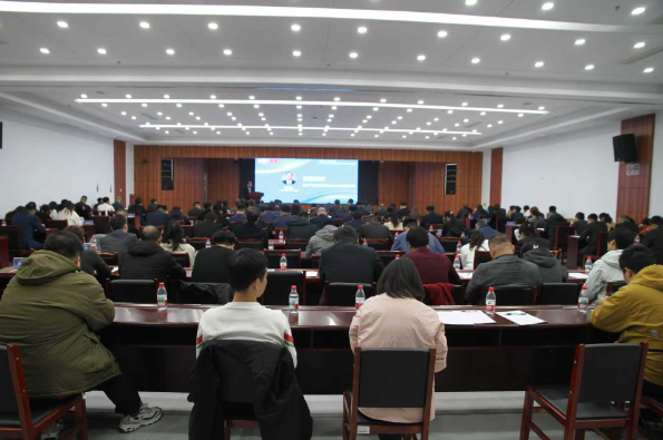 ¾ϯϯ2025ƽ˿ҵǻת;ᡱּ